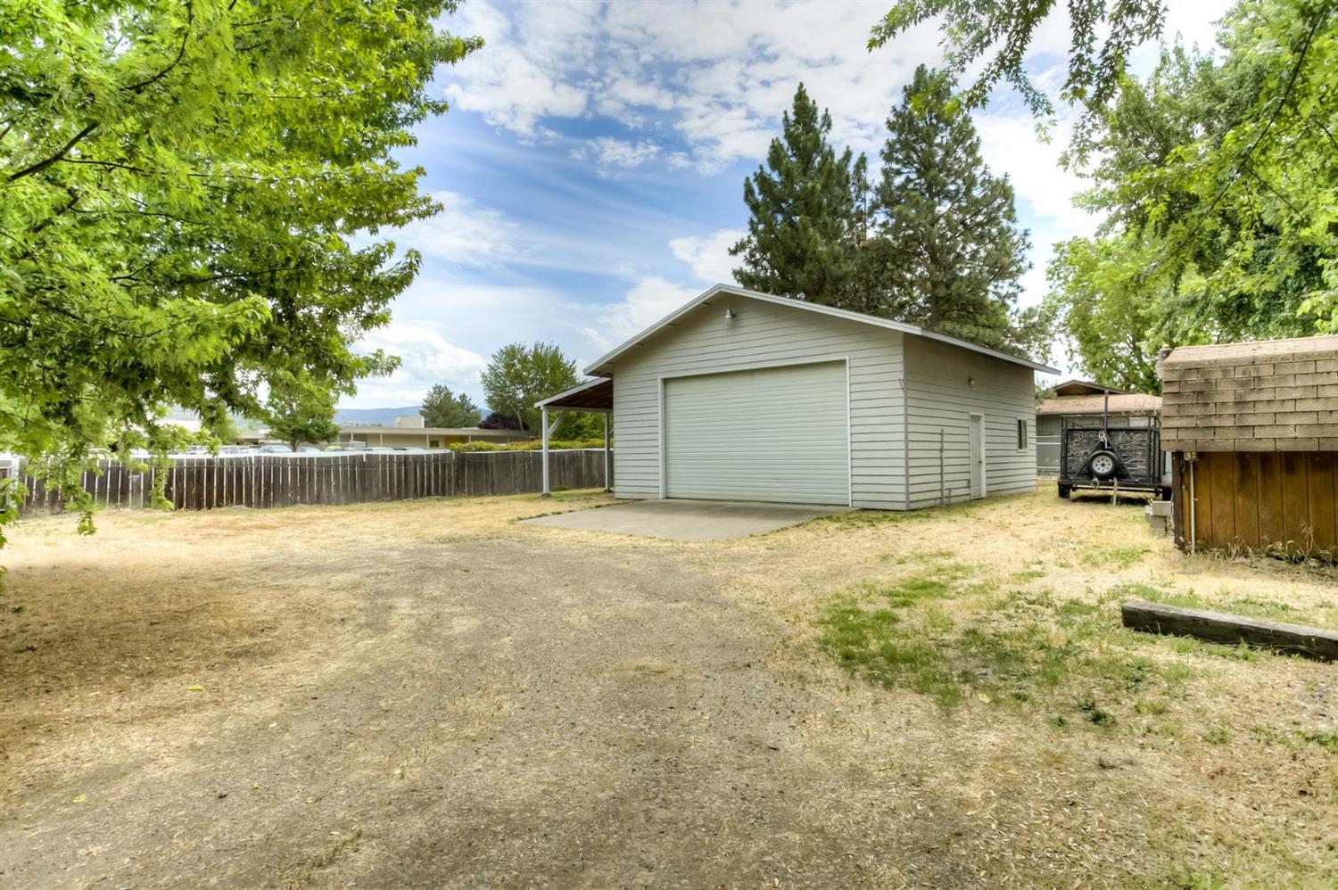 2114 Delta Waters Road Medford, OR 97504 - Photo 23 of 32 Additional Photo