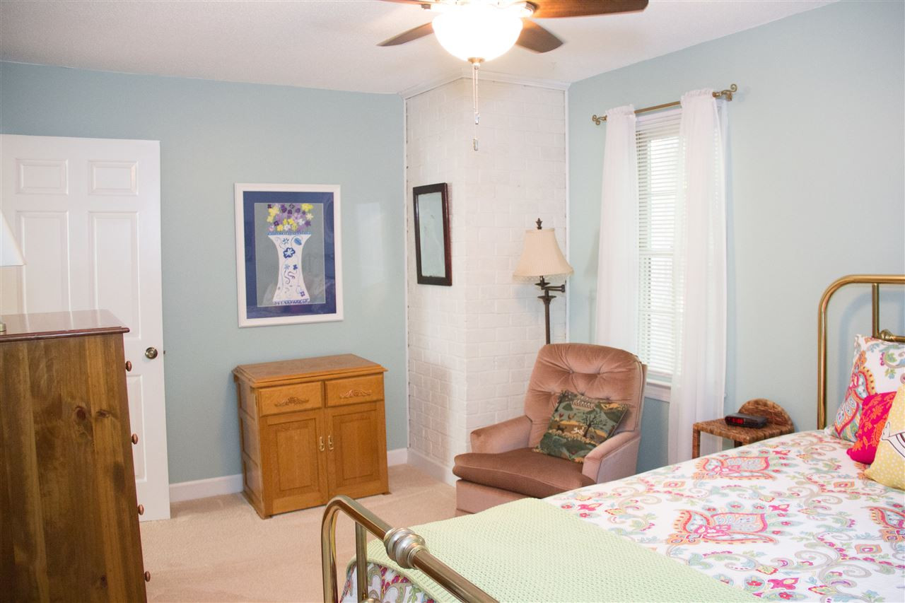 2500 Saddleridge Drive Raleigh, NC 27615 - Photo 20 of 25 Third Bedroom is light and bright! Updated ceiling fan as well. Bedroom