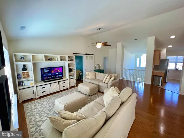 $410,000 | 18880 Bent Anchor Court, Unit 3703, Rehoboth Beach, DE 19971