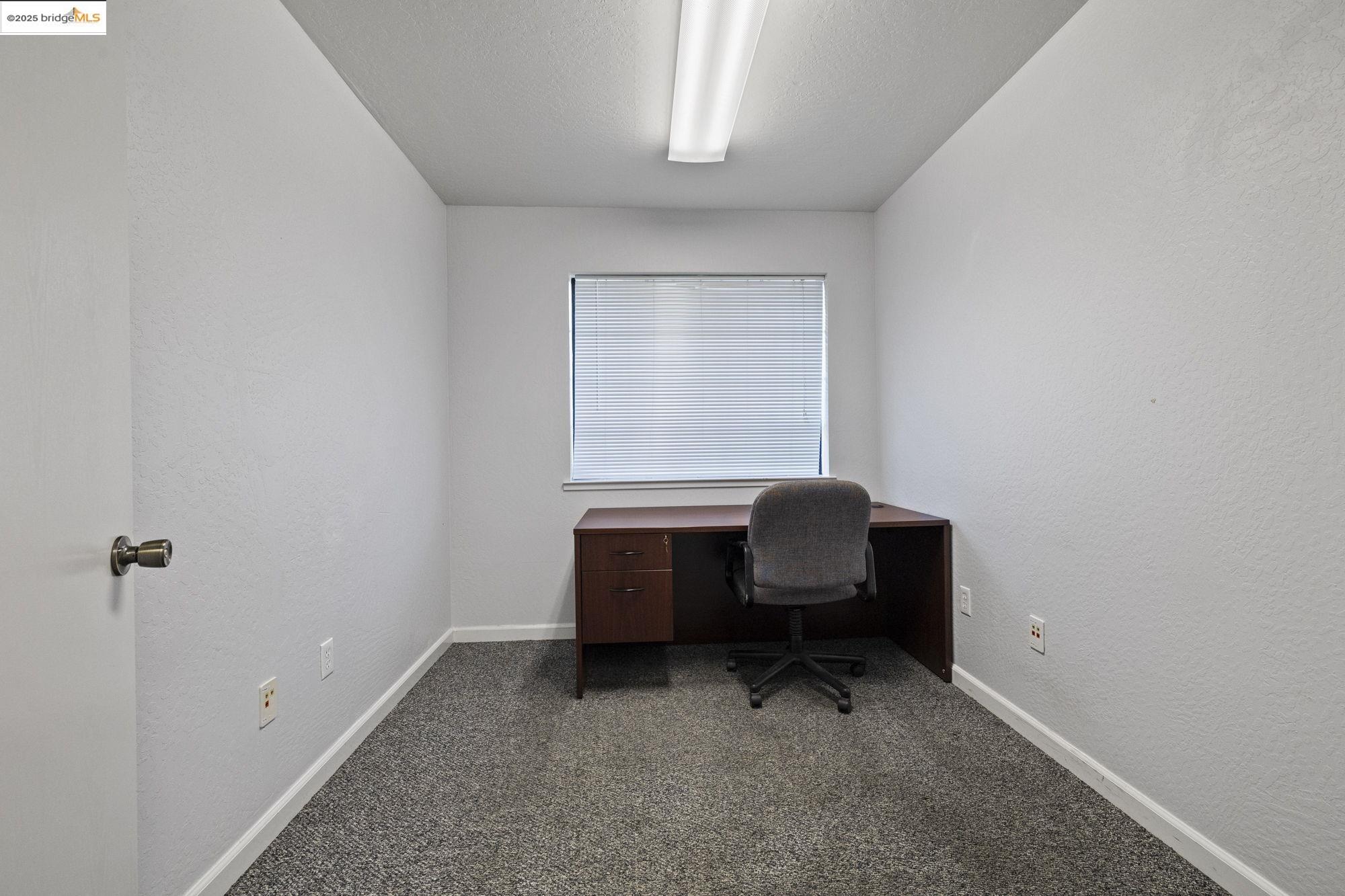 21663 Brian Lane Sonora, CA 95370 - Photo 9 of 9 a view of workspace with windows