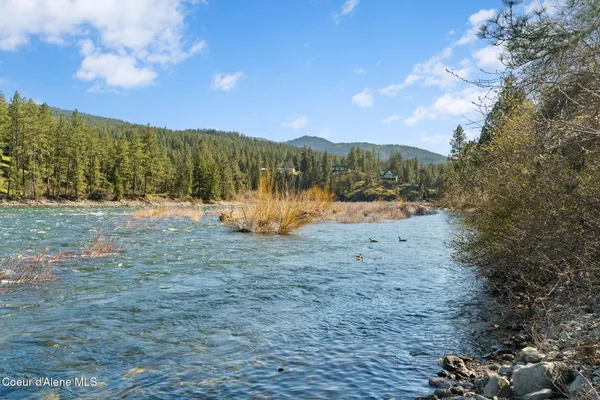 $360,000 | 695 South Majestic View Drive, Post Falls, ID 83854