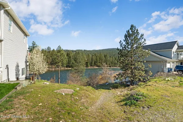 $360,000 | 695 South Majestic View Drive, Post Falls, ID 83854