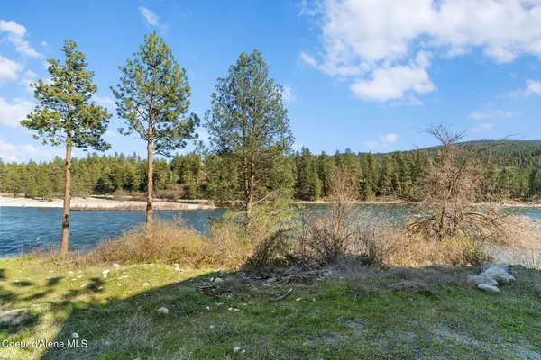 $360,000 | 695 South Majestic View Drive, Post Falls, ID 83854