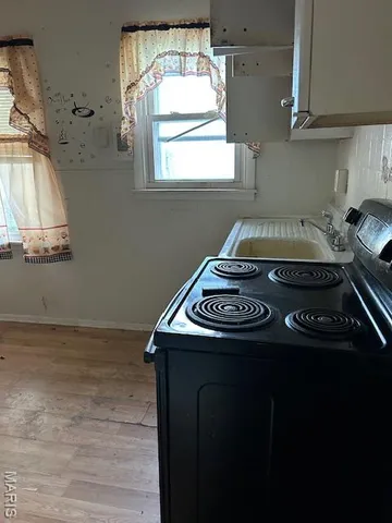 $59,900 | 6153 Hancock Avenue, Berkeley, MO 63134