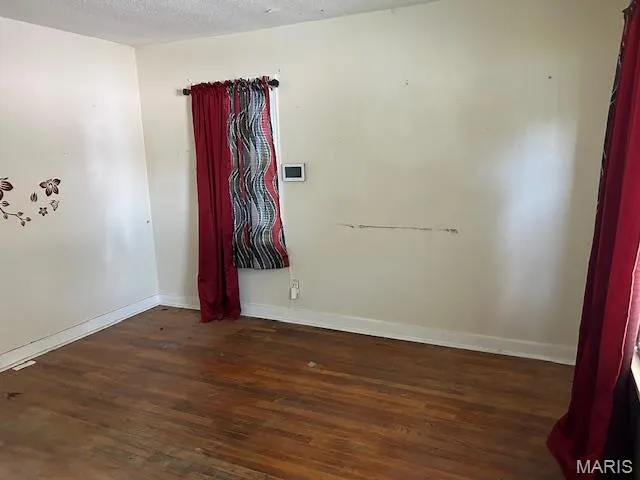 $59,900 | 6153 Hancock Avenue, Berkeley, MO 63134