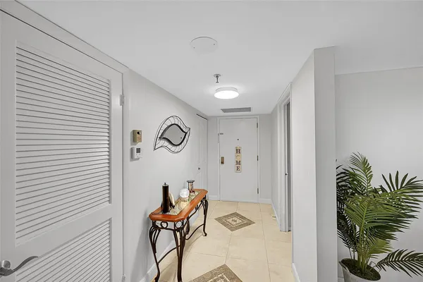 $648,788 | 2900 Northeast 14th Street Causeway, Unit 304, Pompano Beach, FL 33062