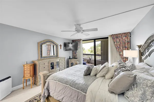 $648,788 | 2900 Northeast 14th Street Causeway, Unit 304, Pompano Beach, FL 33062