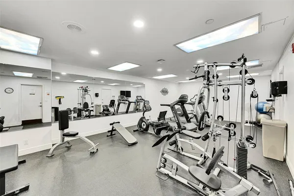 $648,788 | 2900 Northeast 14th Street Causeway, Unit 304, Pompano Beach, FL 33062