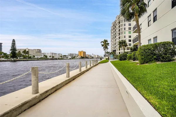 $648,788 | 2900 Northeast 14th Street Causeway, Unit 304, Pompano Beach, FL 33062