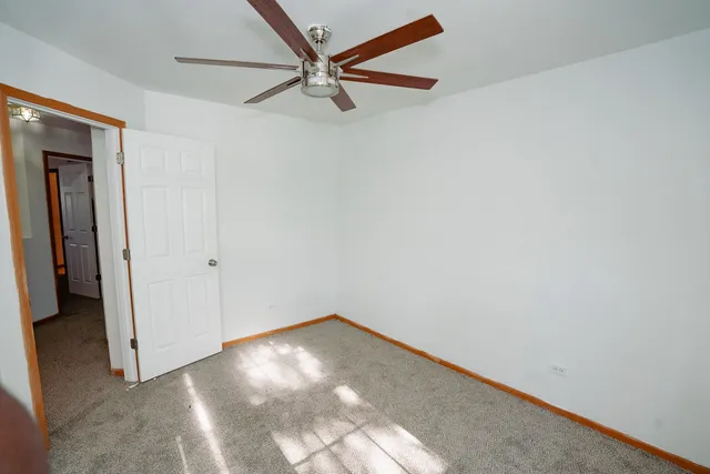 $290,000 | 68 Freesia Drive, Romeoville, IL 60446