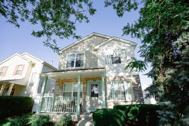$290,000 | 68 Freesia Drive, Romeoville, IL 60446