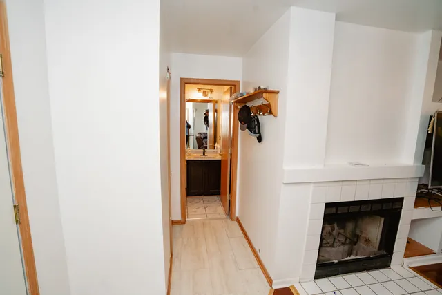 $290,000 | 68 Freesia Drive, Romeoville, IL 60446