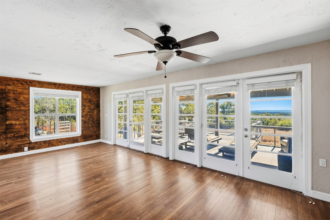 19631 Ranch Road 12 Wimberley, TX 78676 - Photo 18 of 28