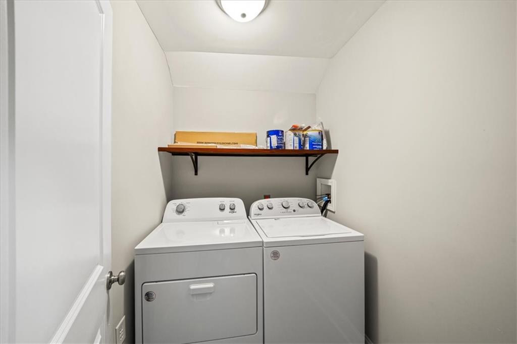 3494 Briarcliff Road Northeast Atlanta, GA 30345 - Photo 28 of 46 a utility room with dryer and washer