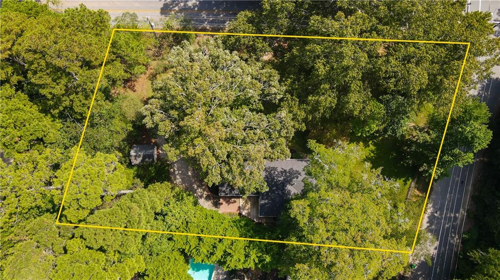 3494 Briarcliff Road Northeast Atlanta, GA 30345 - Photo 4 of 46 a view of a yard