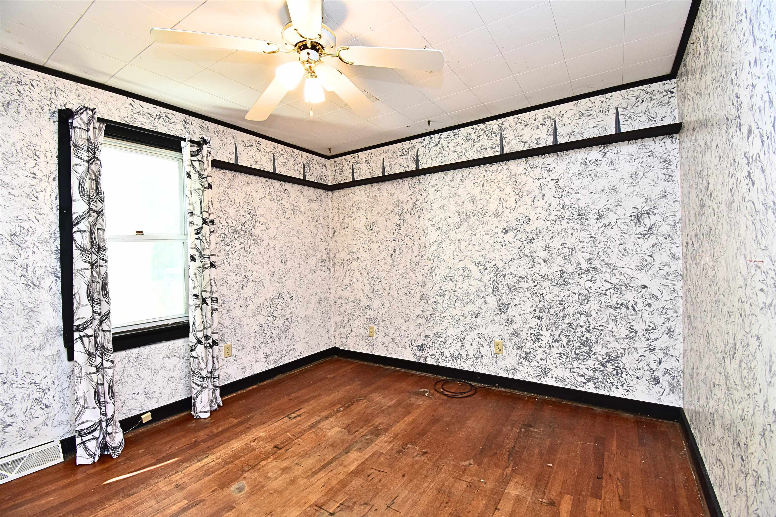 2610 Rodd Street Midland, MI 48640 - Photo 10 of 16 Gallery Image 10