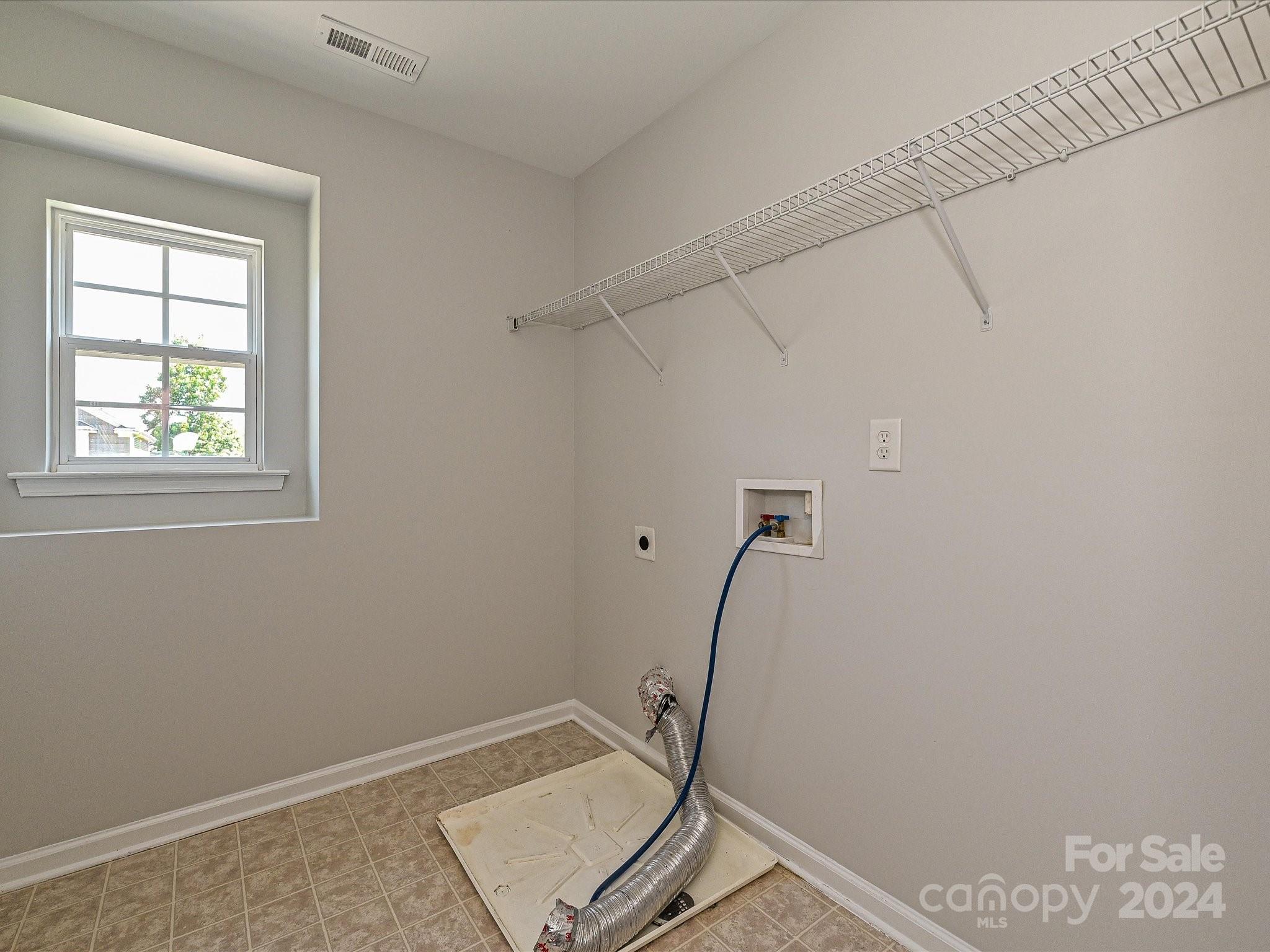 796 Ivy Trail Way Fort Mill, SC 29715 - Photo 34 of 39 a room with gym equipment