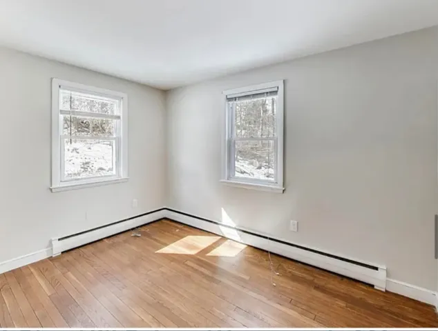 a view of empty room with window