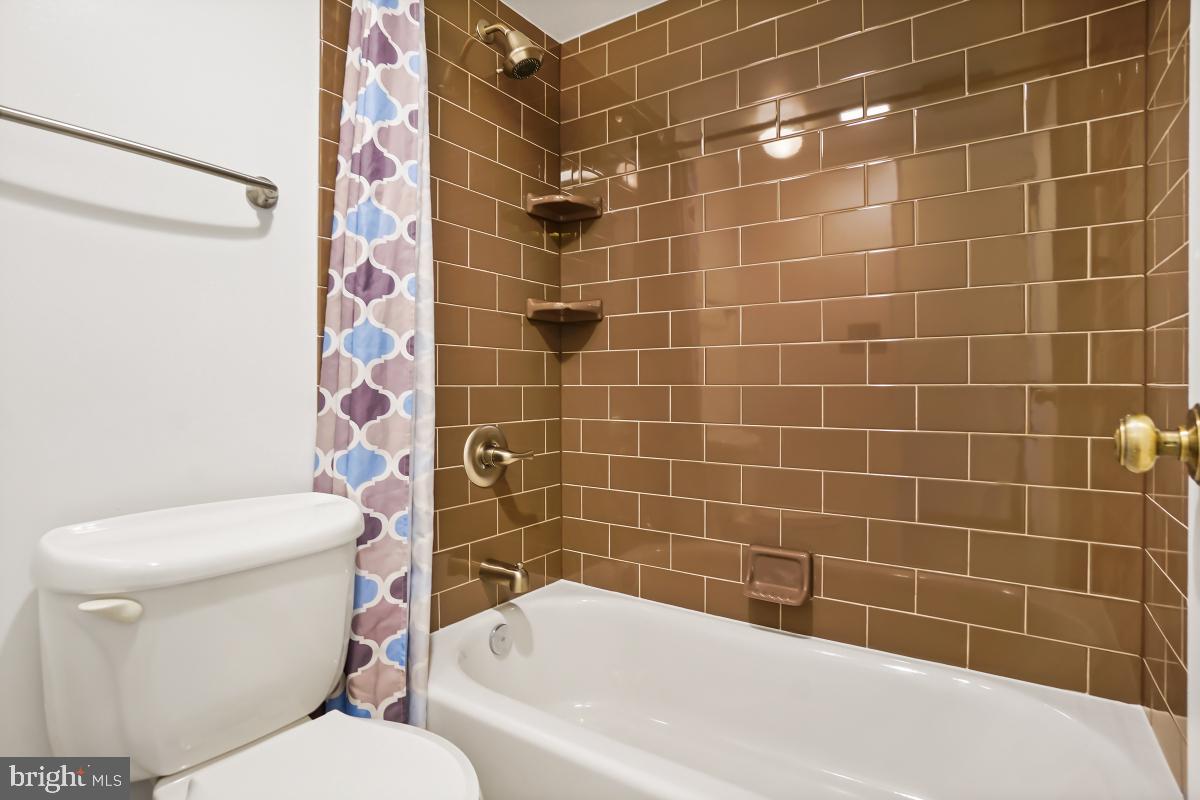 5902 Mt Eagle Drive, Unit 1503 Alexandria, VA 22303 - Photo 22 of 30 Primary/Master Bath - Completely Renovated!
