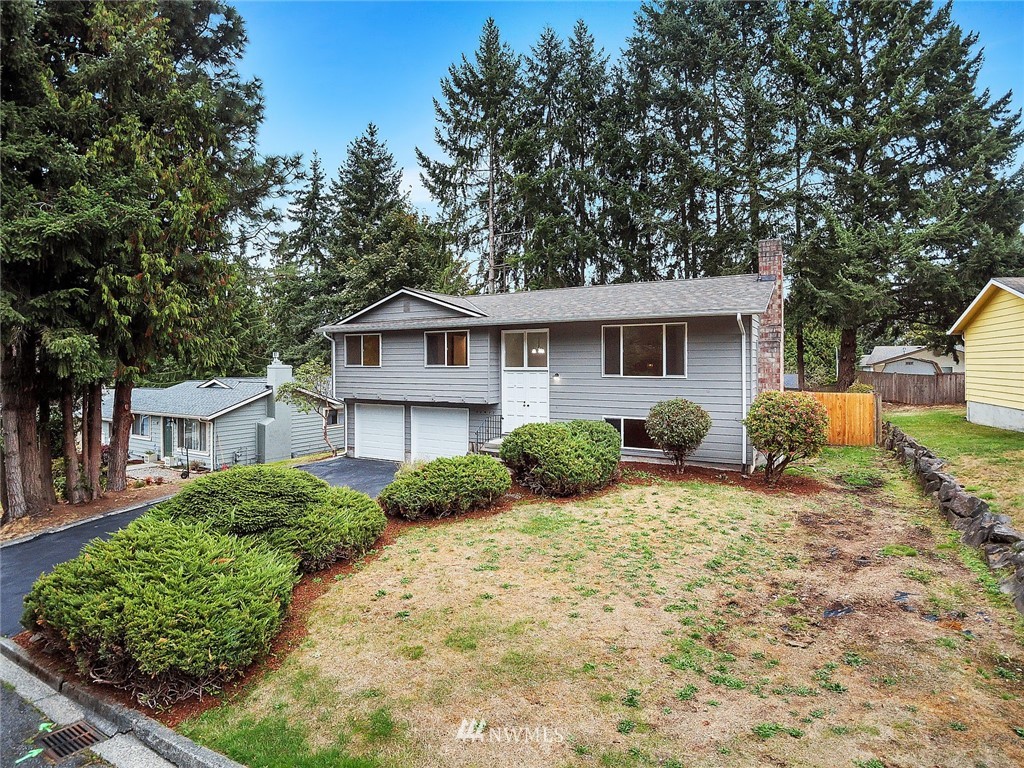 22017 7th Avenue West Bothell, WA 98021 - Photo 2 of 20
