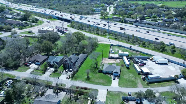 $1,200 | 6633 Tadlock Lane, Houston, TX 77085