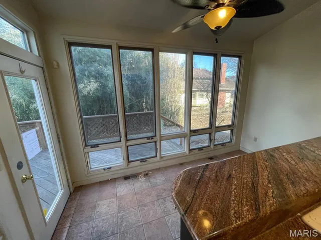 $263,000 | 810 Grove Street, Alton, IL 62002