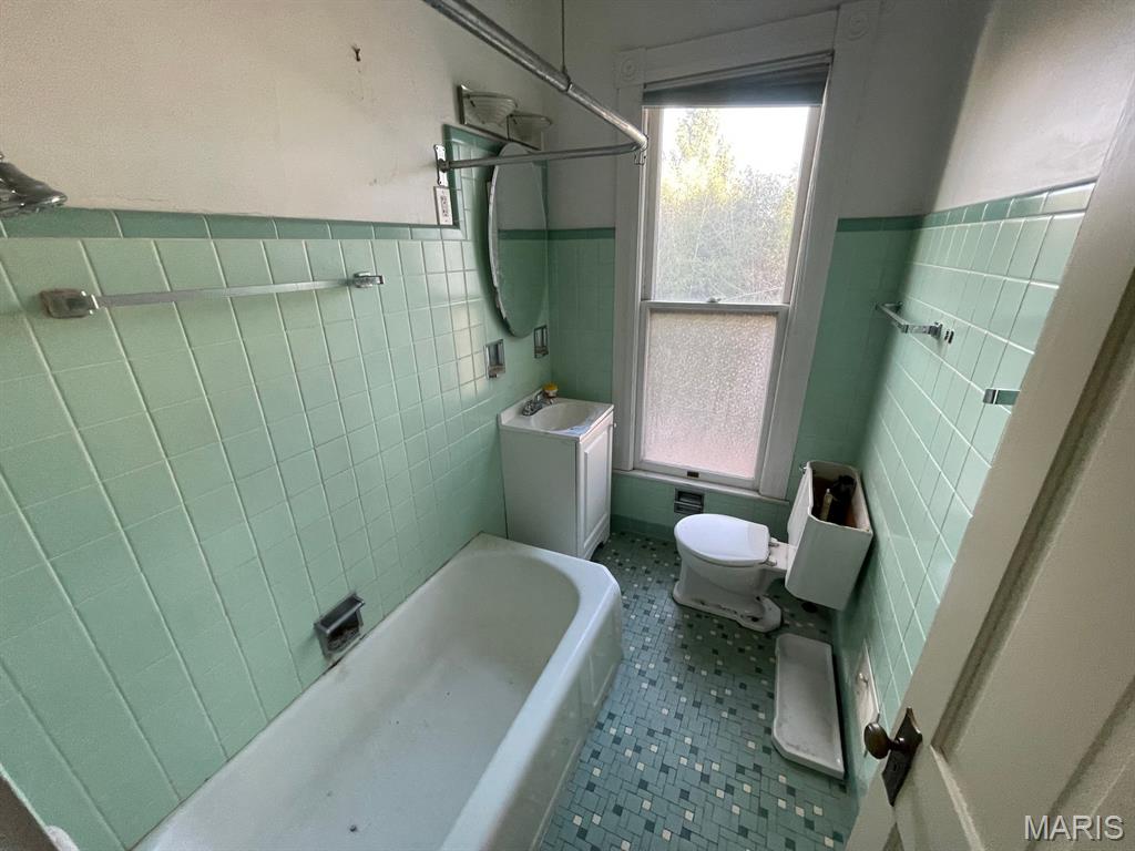 810 Grove Street Alton, IL 62002 - Photo 15 of 37