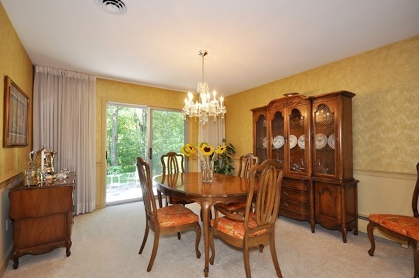 20 Peachtree Road Lexington, MA 02420 - Photo 4 of 30