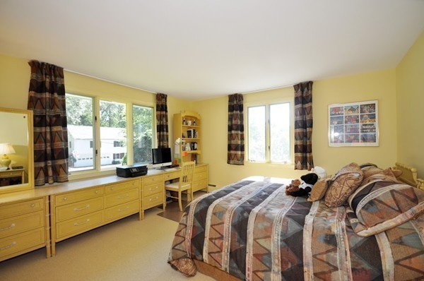 20 Peachtree Road Lexington, MA 02420 - Photo 10 of 30