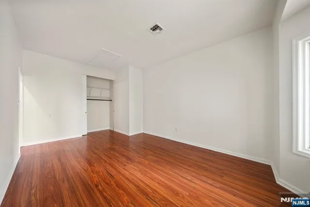 $6,200 | 5 Kings Court, Unit 5, Fort Lee, NJ 07024