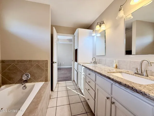 $150,000 | 805 Serville Drive, Jackson, MS 39206