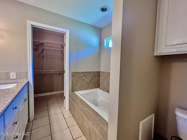 $150,000 | 805 Serville Drive, Jackson, MS 39206