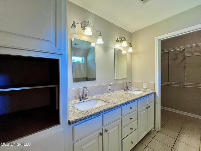 $150,000 | 805 Serville Drive, Jackson, MS 39206