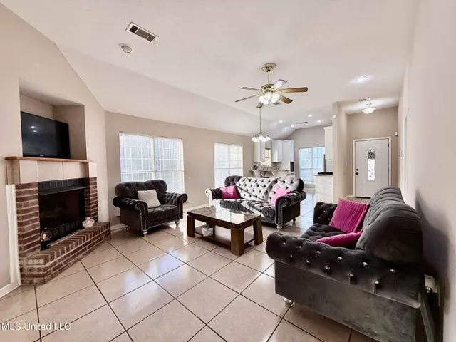 $150,000 | 805 Serville Drive, Jackson, MS 39206