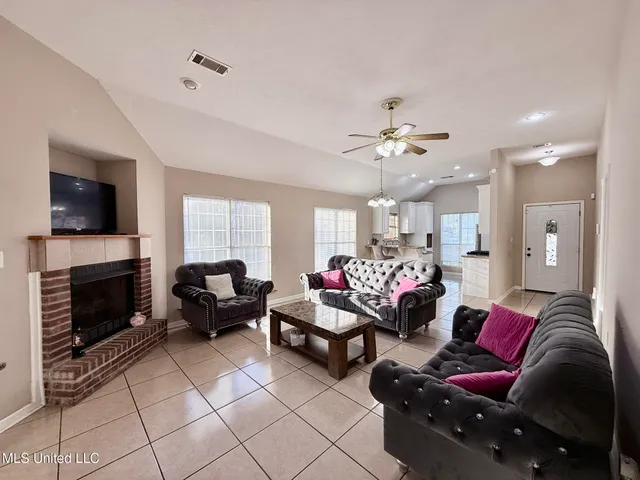 $150,000 | 805 Serville Drive, Jackson, MS 39206