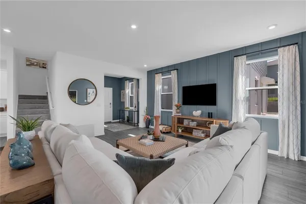 $404,985 | 10111 Morning Meadowlark Trail, Palmetto, FL 34221