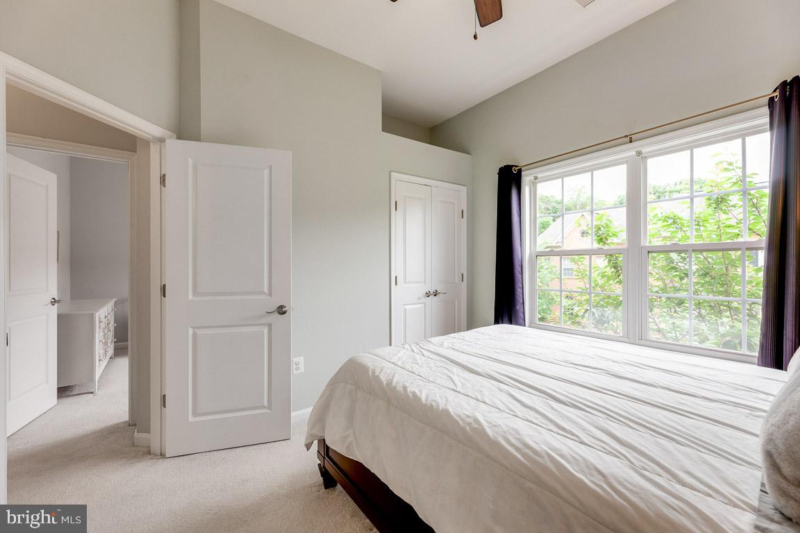 7371 Stream Bluff Way Springfield, VA 22153 - Photo 26 of 45 Gallery Image 26