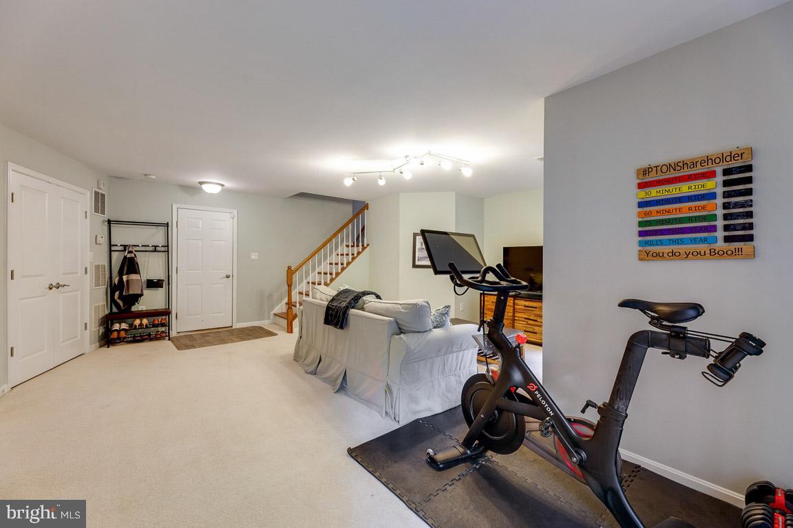 7371 Stream Bluff Way Springfield, VA 22153 - Photo 34 of 45 Gallery Image 34