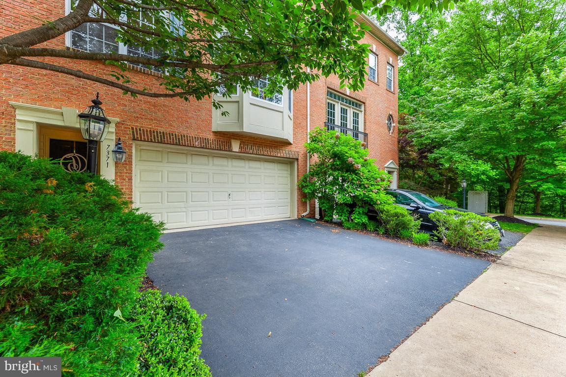 7371 Stream Bluff Way Springfield, VA 22153 - Photo 45 of 45 Gallery Image 45