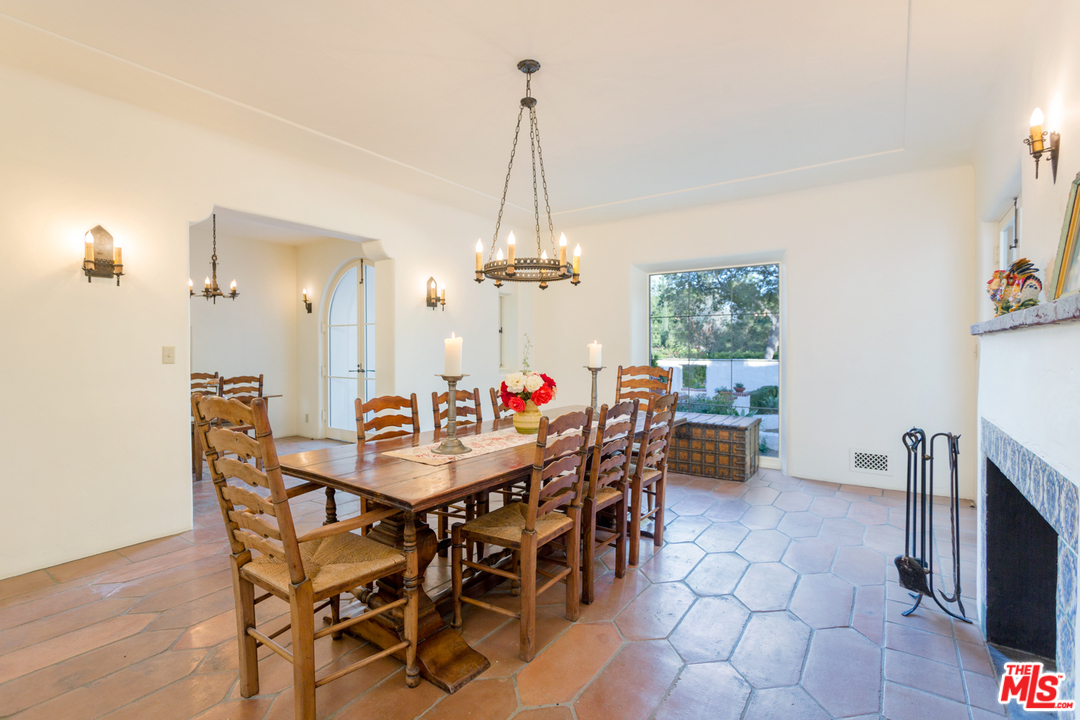 715 El Toro Road Ojai, CA 93023 - Photo 9 of 49