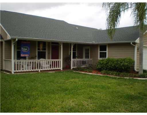 1723 Southwest Gregor Way Stuart, FL 34997 - Photo 1 of 16 Gallery Image 1