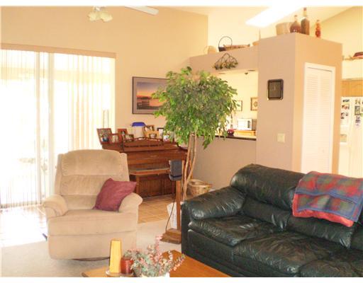 1723 Southwest Gregor Way Stuart, FL 34997 - Photo 6 of 16 Gallery Image 6