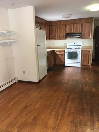 23-25 Thurston Road Newton, MA 02464 - Photo 3 of 18 Gallery Image 3