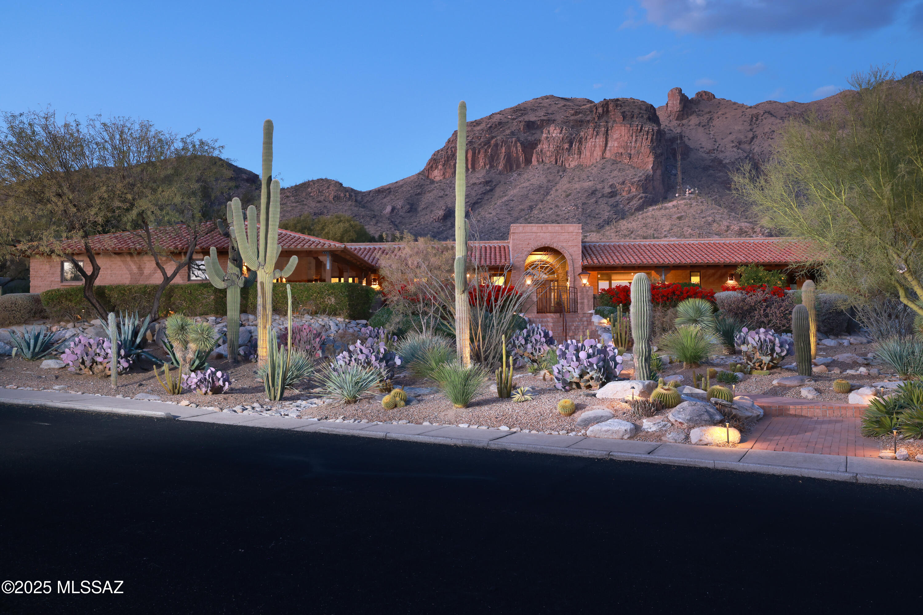 7340 North Cathedral Rock Road Tucson, AZ 85718 - Photo 47 of 50 Gallery Image 47