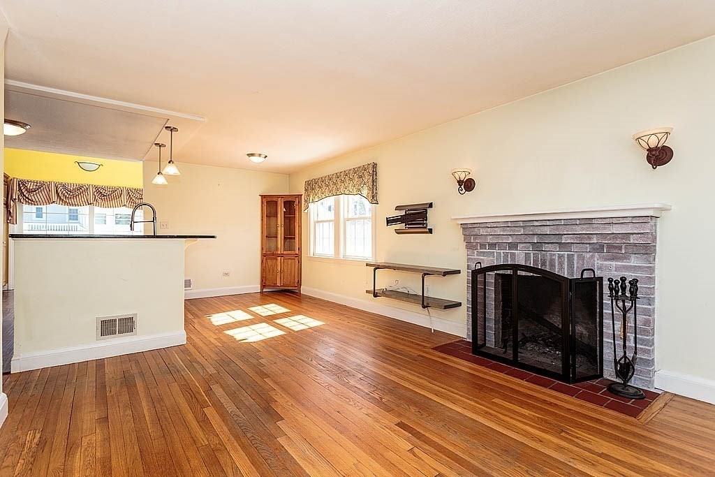 6 Bonad Road Stoneham, MA 02180 - Photo 9 of 22 Gallery Image 9