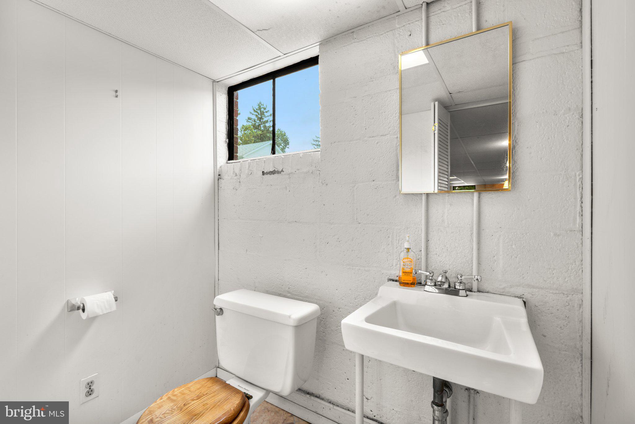 8108 Savage Guilford Road Savage, MD 20763 - Photo 39 of 45