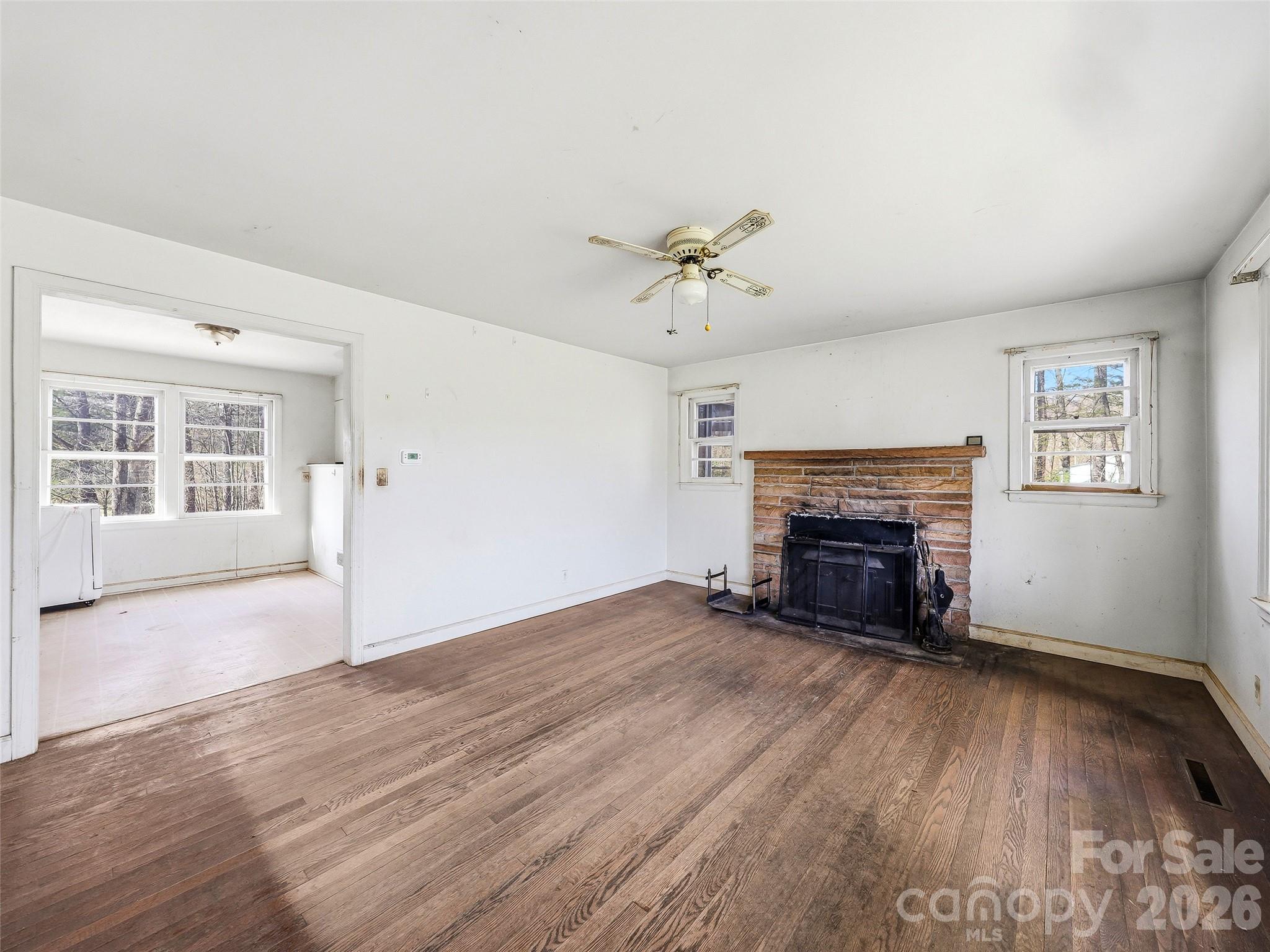 984 Pace Road Hendersonville, NC 28792 - Photo 24 of 31 Gallery Image 24