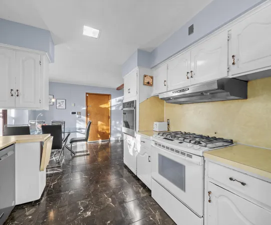 $460,000 | 14359 South Dixie Highway, Monroe, MI 48161