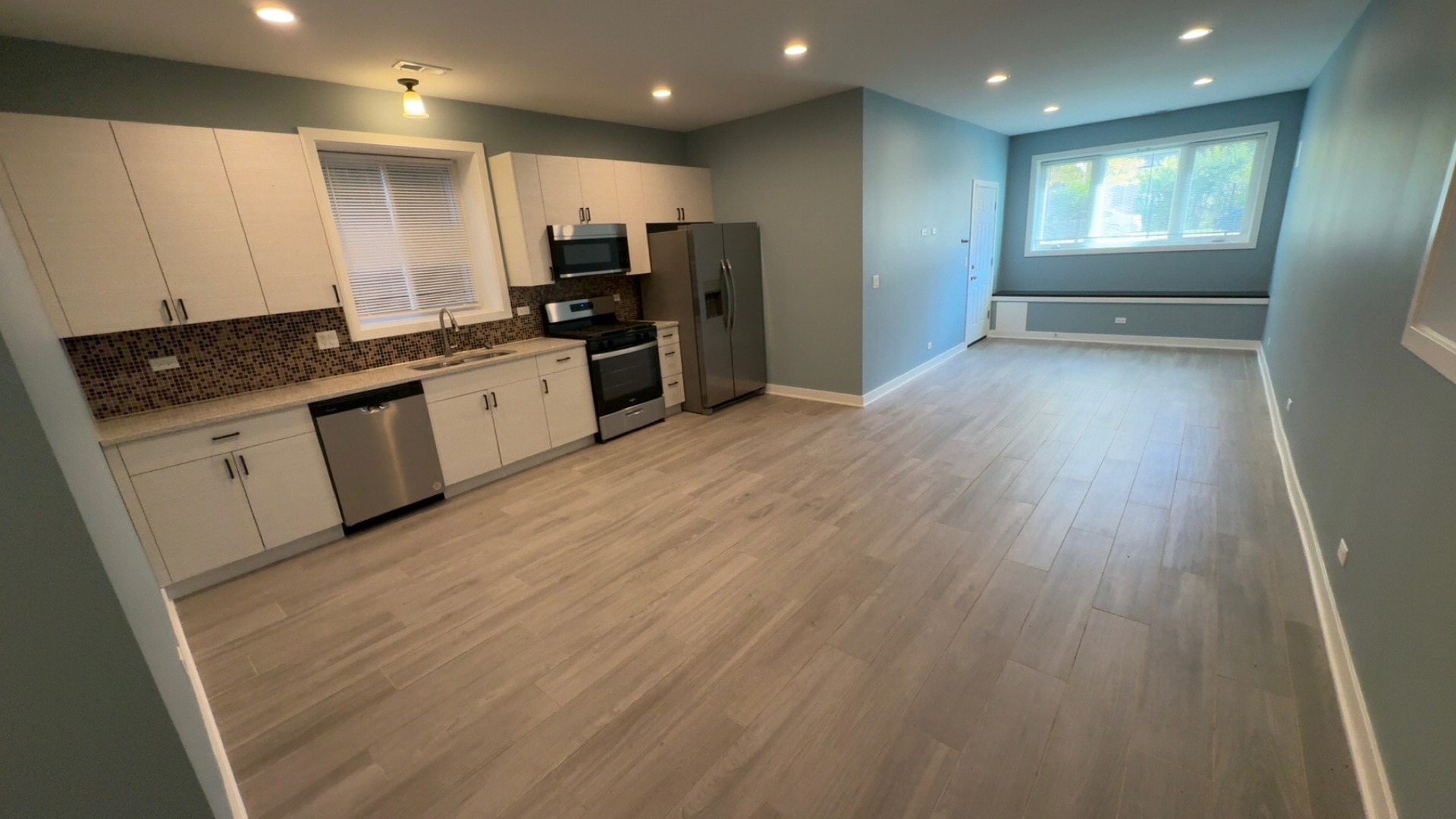 22 North Parkside Avenue, Unit G Chicago, IL 60644 - Photo 4 of 10