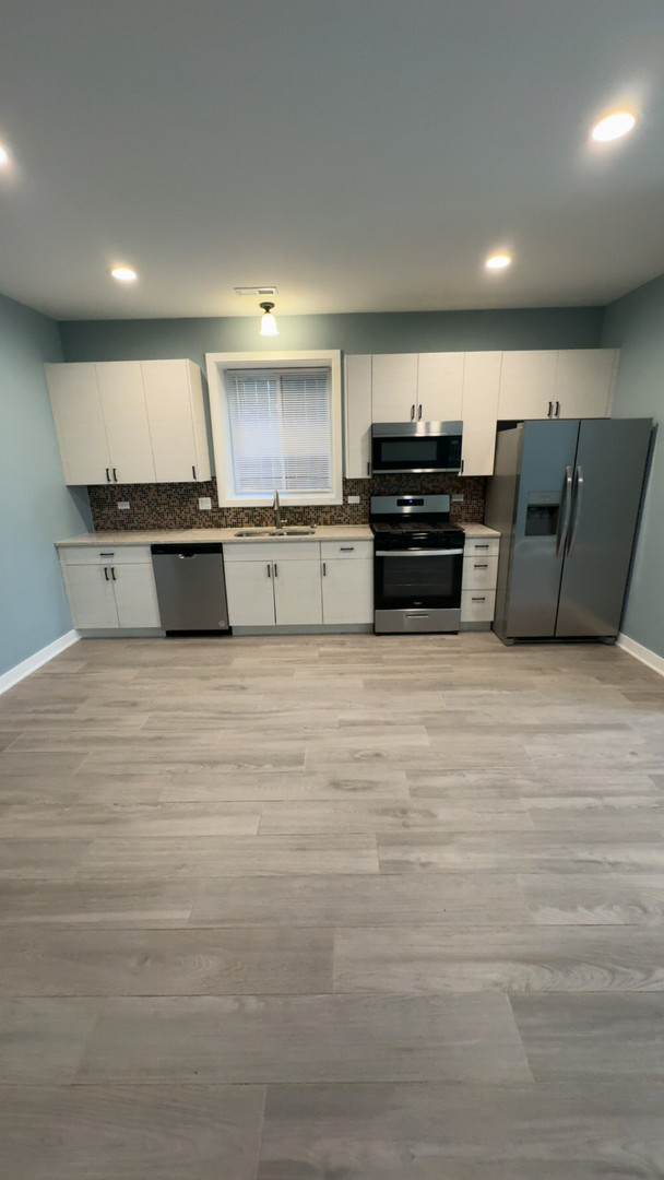 22 North Parkside Avenue, Unit G Chicago, IL 60644 - Photo 5 of 10